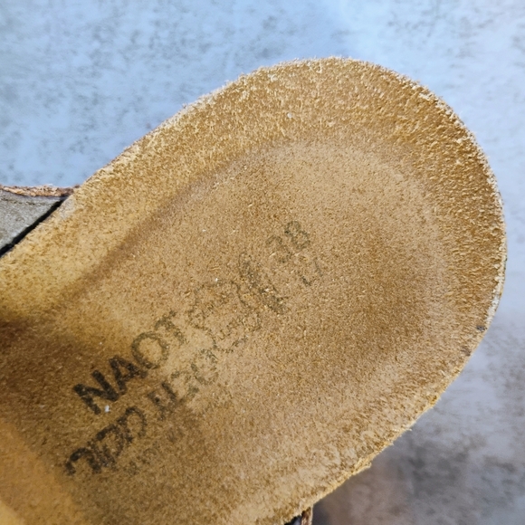 NAOT Dana Tan Leather T Strap Sandals Womens EU 38 US 7 Bohemian Comfort Slip On - Picture 12 of 12